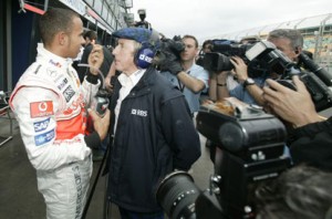 Проблемы с головой у Хэмилтона