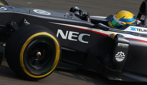 По слухам, циркулирующим в паддоке в Шанхае, команда «Заубер» находится на грани подписания контракта с новым главным спонсором