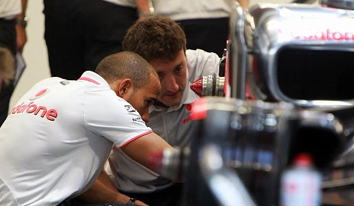 Интимные отношения между пилотами 2