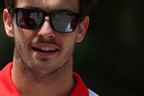 Гран При Китая 2013г. Воскресенье 14 апреля гонка  Жюль Бьянки Marussia F1 Team