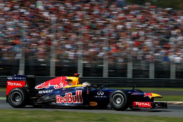 Гран При Италии 2012 г. Пятница 7 сентября вторая практика Себастьян Феттель Red Bull Racing