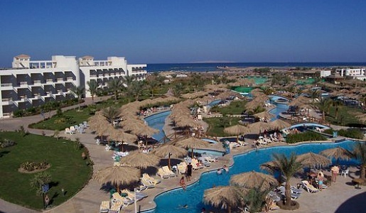 Промоутер «Формулы-1» Берни Экклстоун планирует  организовать третий Гран-при «Ф-1» в США – в калифорнийском городе Лонг-Бич, - информирует Motorsport.