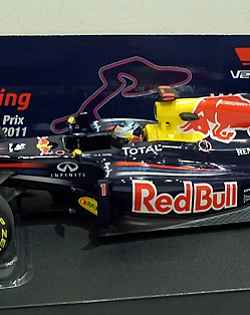 RBR S.Vettel World Champion 1:18