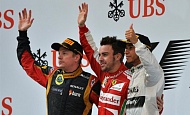 Гран При Китая 2013г. Воскресенье 14 апреля гонка  Кими Райкконен Lotus F1 Team, Фернандо Алонсо Scuderia Ferrari  и Льюис Хэмилтон Mercedes AMG Petronas