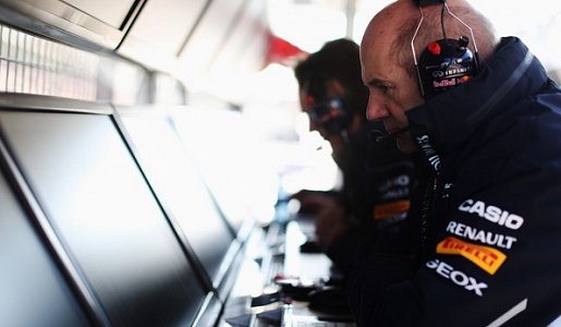 Кристиан Хорнер утверждает, что Себастьян Феттель и Марк Уэббер понимают, что командные интересы выше личных