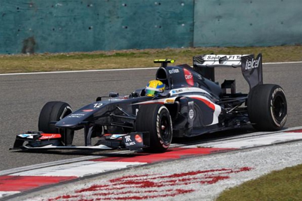 Гран При Китая 2013г. Пятница 12 апреля вторая практика Эстебан Гутьеррес Sauber F1 Team