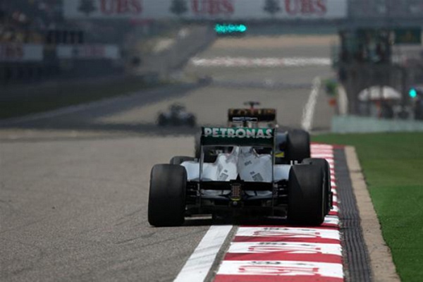 Гран При Китая 2013г. Пятница 12 апреля первая практика