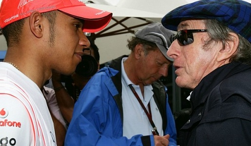 Проблемы с головой у Хэмилтона