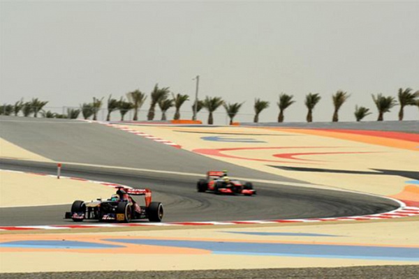 Гран При Бахрейна 2013г. Суббота 20 апреля третья практика Даниэль Риккардо Scuderia Toro Rosso