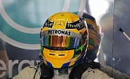 Гран При Китая 2013г. Пятница 12 апреля первая практика Льюис Хэмилтон Mercedes AMG Petronas