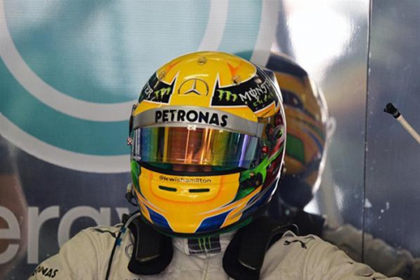 Гран При Китая 2013г. Пятница 12 апреля первая практика Льюис Хэмилтон Mercedes AMG Petronas