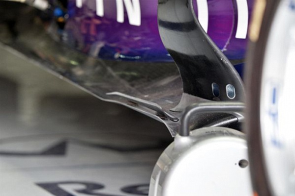 Гран При Бахрейна 2013г. Пятница 19 апреля первая практика  Red Bull Racing