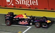 Гран При Сингапура 2011г Воскресенье Себастьян Феттель  Red Bull Racing  Победитель гонки