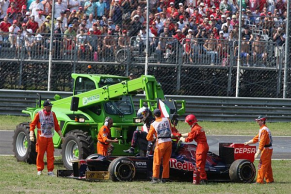 Гран При Италии 2012 г. Воскресенье 9 сентября гонка Жан-Эрик Вернь Scuderia Toro Rosso