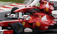 Гран-при Венгрии 2011г Воскресенье  Фернандо Алонсо  и  Фелипе Масса  Scuderia Ferrari Marlboro