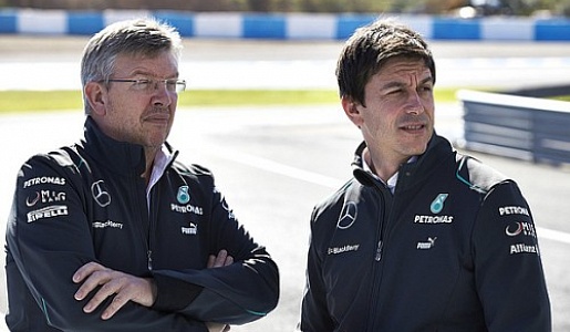 Глава автоспортивного подразделения «Мерседеса» Тото Вольф похвалил Нико Росберга за его лояльное отношение к инструкциям команды в Гран-при Малайзии-2013