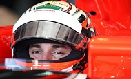 Барселона, Испания   Тимо Глок Marussia F1 Team