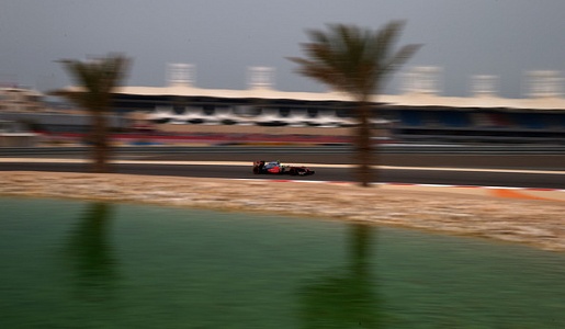 Пилот «Макларена» Серхио Перес