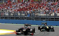 Гран При Валенсии 2011г  гонка Lotus Renault GP Ник Хайдфельд