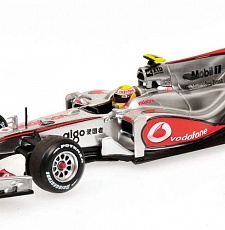 McLaren MP4-25, L. Hamilton, 1:43