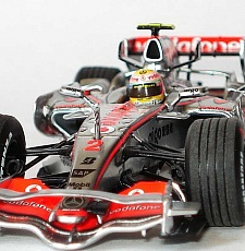 McLaren MP-22, L. Hamilton, 1-st win, 1:43